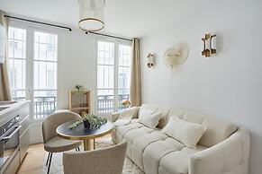 Charming Studio Center of Paris