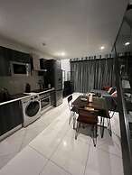 Embassy Gardens Studio Suite