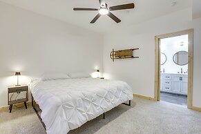 Mtn Cabin w/ Hot Tub + Game Room in Mchenry