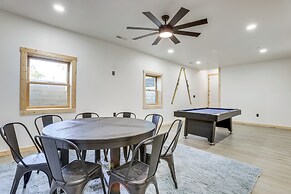 Mtn Cabin w/ Hot Tub + Game Room in Mchenry