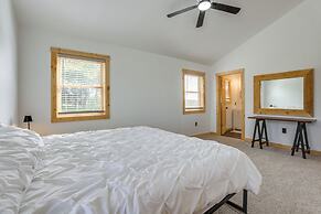 Mtn Cabin w/ Hot Tub + Game Room in Mchenry