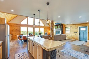 Mtn Cabin w/ Hot Tub + Game Room in Mchenry