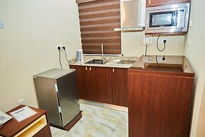 Hayatt Regency Suites