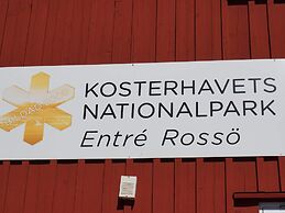 6 Person Holiday Home in Stromstad