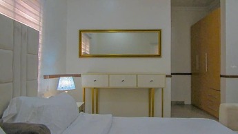 Evergreen Unique Serviced Apartment