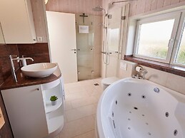 4 Star Holiday Home in Friedrichkoog