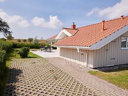 4 Star Holiday Home in Friedrichkoog