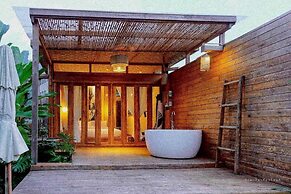 Lomhaijai Homestay