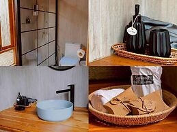 Lomhaijai Homestay
