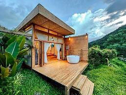 Lomhaijai Homestay