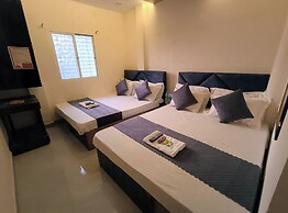 Shri Radha hotels