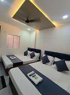 Shri Radha hotels