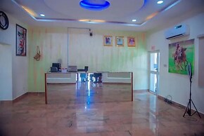 MTown Hotel and Suites
