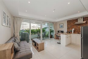 Scenic 1BR Escape Near Beach C195
