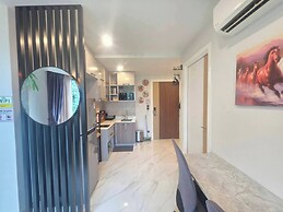 Room-a305 - 1 Bdr Condo With Sea View, A