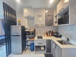 Room-a305 - 1 Bdr Condo With Sea View, A