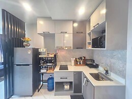 Room-a305 - 1 Bdr Condo With Sea View, A