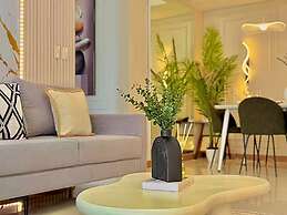 Live Luxury Living at BGC Venice
