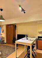 Live Luxury Living at BGC Venice