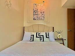 Live Luxury Living at BGC Venice