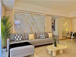 Live Luxury Living at BGC Venice