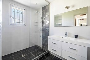 A/c Villa 8br/15p With Pool & Tennis - Antibes