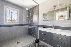A/c Villa 8br/15p With Pool & Tennis - Antibes