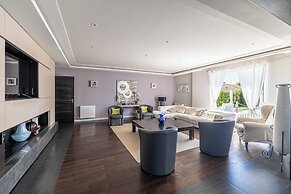 A/c Villa 8br/15p With Pool & Tennis - Antibes