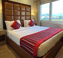 Hotel Guru Surbhi