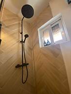 Palm Beach Vacaysuites - Garden Suite - Poolside