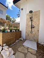 Palm Beach Vacaysuites - Bamboo Suite - Studio