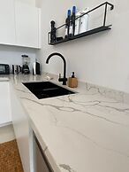 Palm Beach Vacaysuites - Palm Suite 100m2