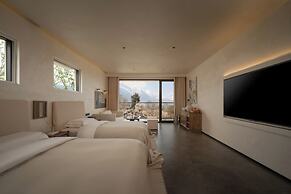 Floating Life Boundless Wild Resort