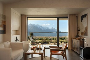Floating Life Boundless Wild Resort