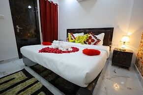 Hotel Rajani Bareilly AC Room