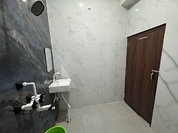Vimla Residency Hotel Near Prem Mandir