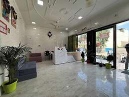 Vimla Residency Hotel Near Prem Mandir