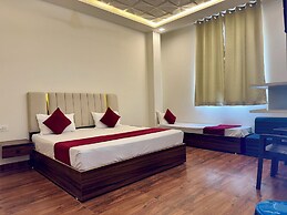 Vimla Residency Hotel Near Prem Mandir