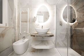 Avenue Suites