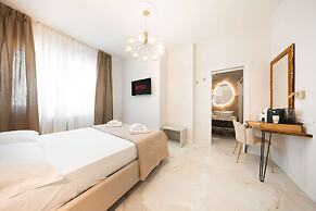 Avenue Suites