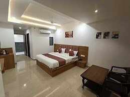 Hotel Raas Inn