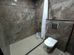 Hotel Raas Inn