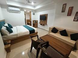Hotel Raas Inn
