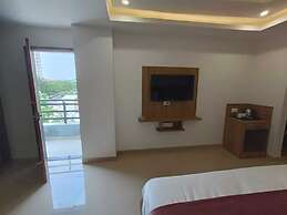 Hotel Raas Inn