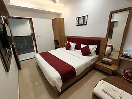 Hotel Raas Inn