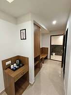 Hotel Raas Inn