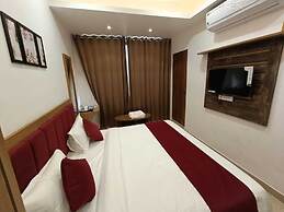 Hotel Raas Inn