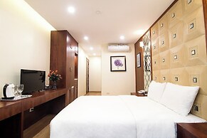 Canary Hotel & Apartment