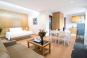 Canary Hotel & Apartment