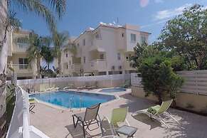 Andros Apt 2 Bed Free Wi-fi Safe Complex Pool